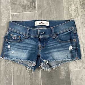 Hollister Co. Hollister Low Rise Denim Short Shorts Size 0, 24 Women|Color:Blue